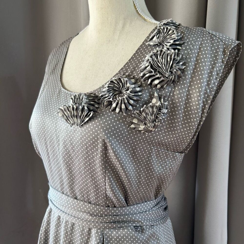 Ann Taylor Gray Polka Dot Origami Flowers Dress 0